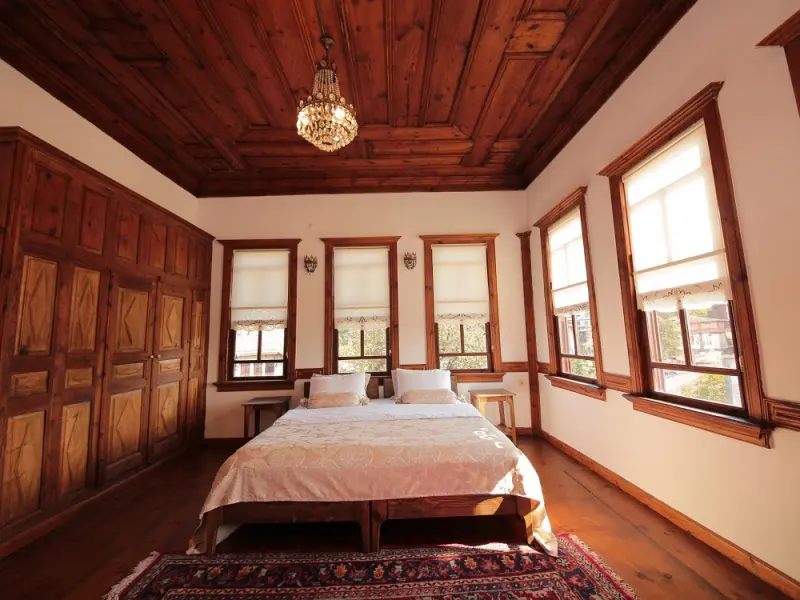 Karaüzümler Konağı 12