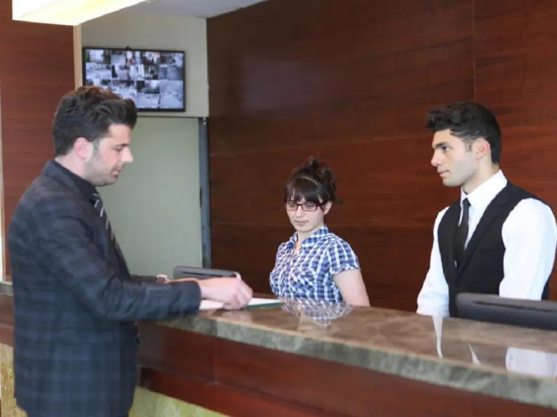 The Karspark Hotel 11