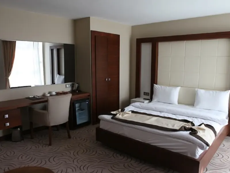 The Karspark Hotel 7