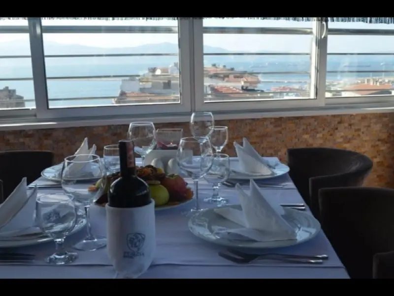 Perama Hotel 16