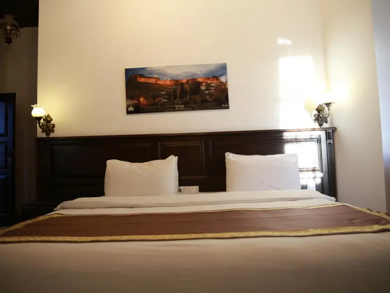 Cheltikov Hotel 10
