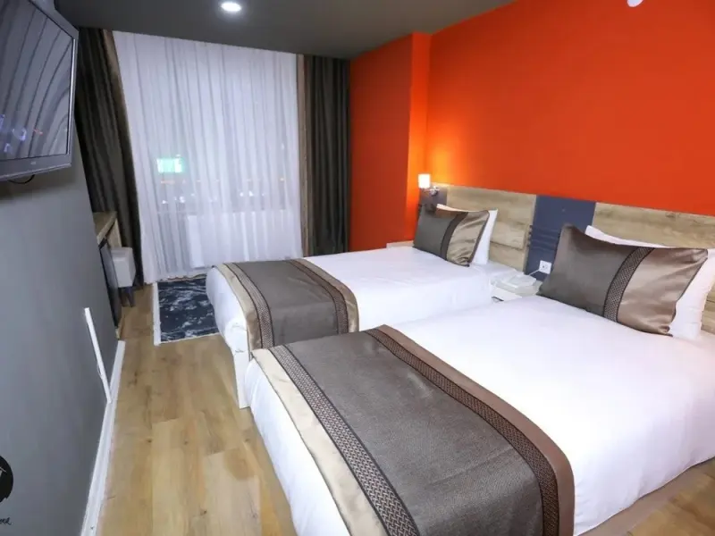 The Montana City Hotel 11