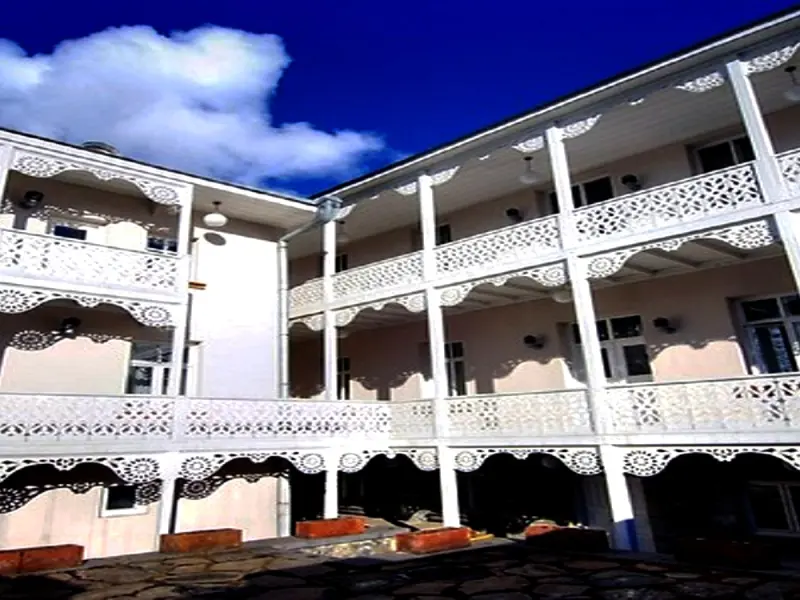 Kar's Otel 8