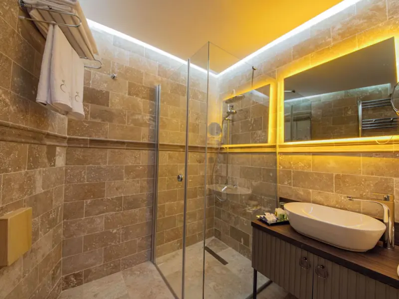Four Mansions Hotel 27