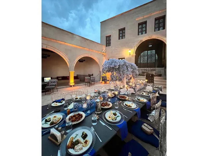 Four Mansions Hotel 3