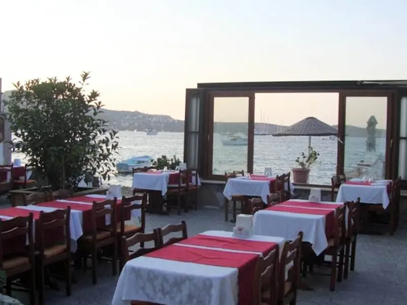 Mandalya Küçük Otel 1