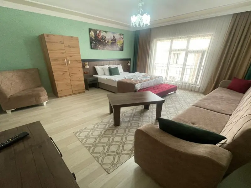 Comfort Suite Hotel 7