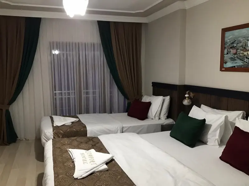 Comfort Suite Hotel 10