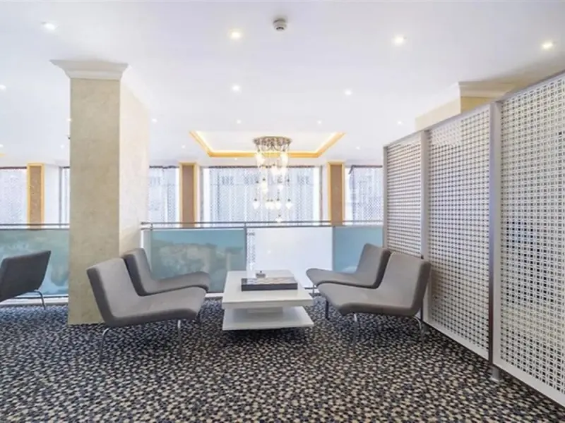 Dosco Hotel Van 7