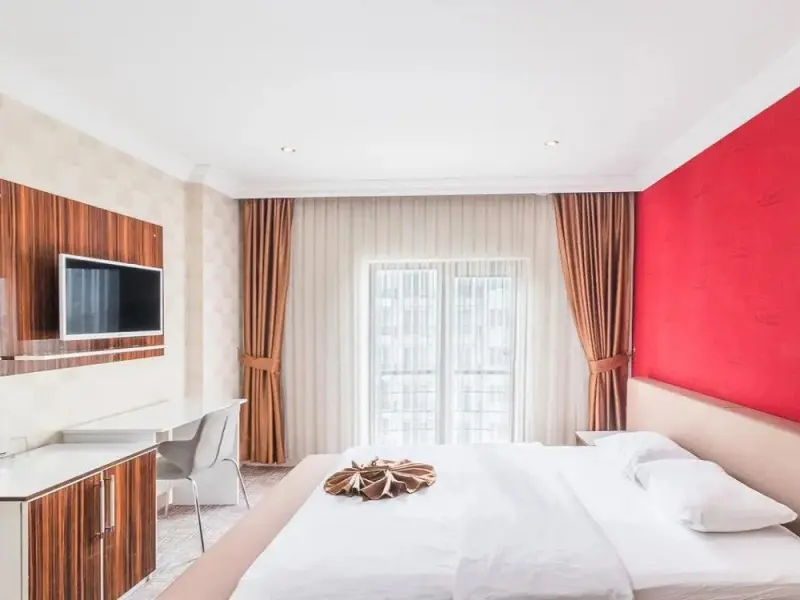 Dosco Hotel Van 9