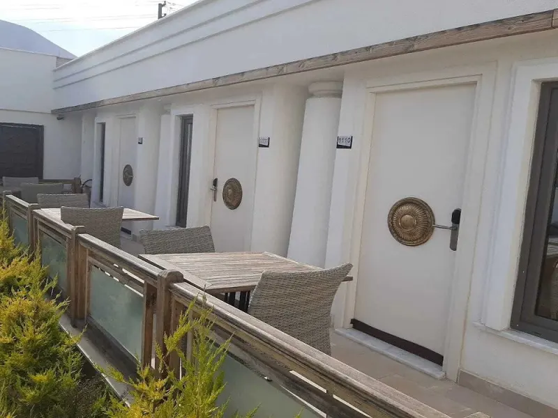 Laden Hotel 15