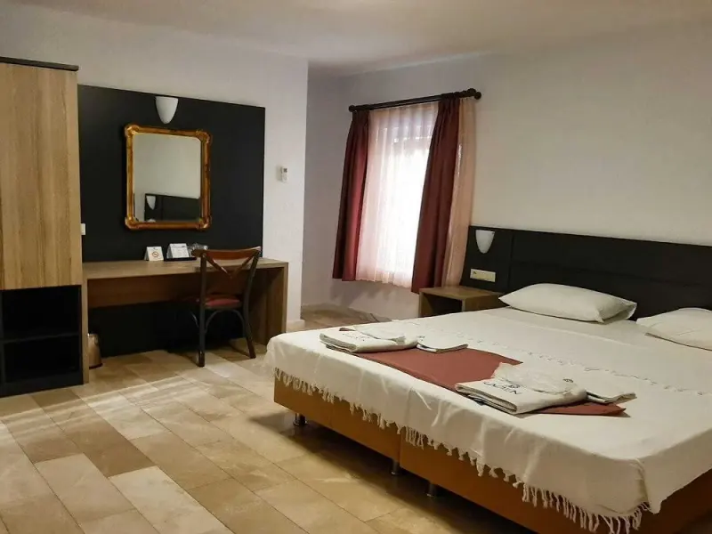 Laden Hotel 34
