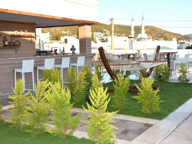Laden Hotel 7