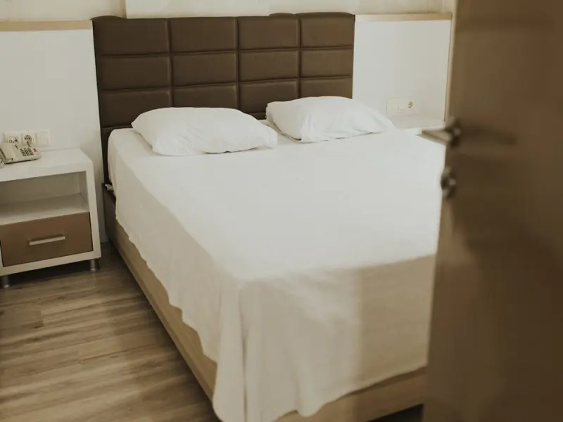 Bal Mini Otel 18