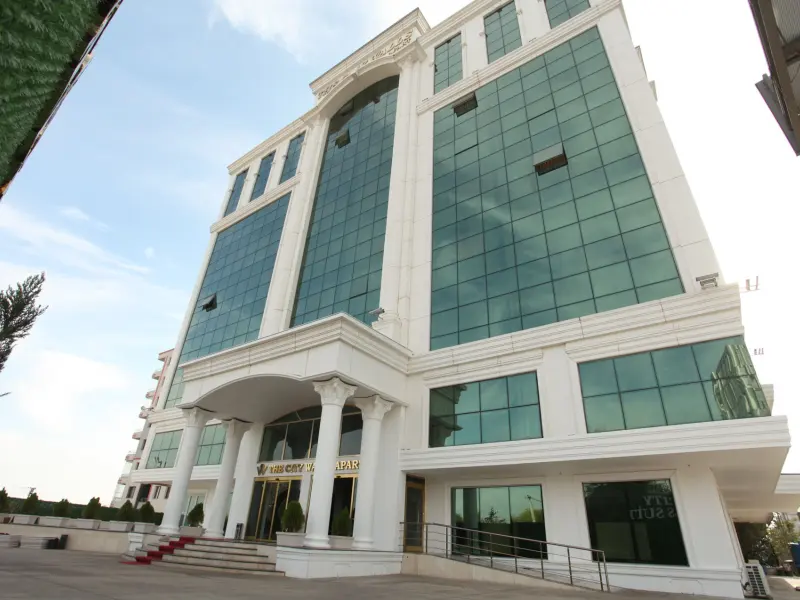 The City Walls Suit Otel 1