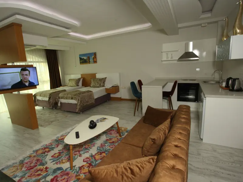 The City Walls Suit Otel 12
