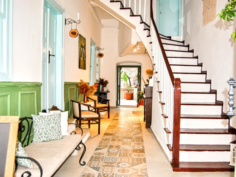 La Luna Otel Cunda 24