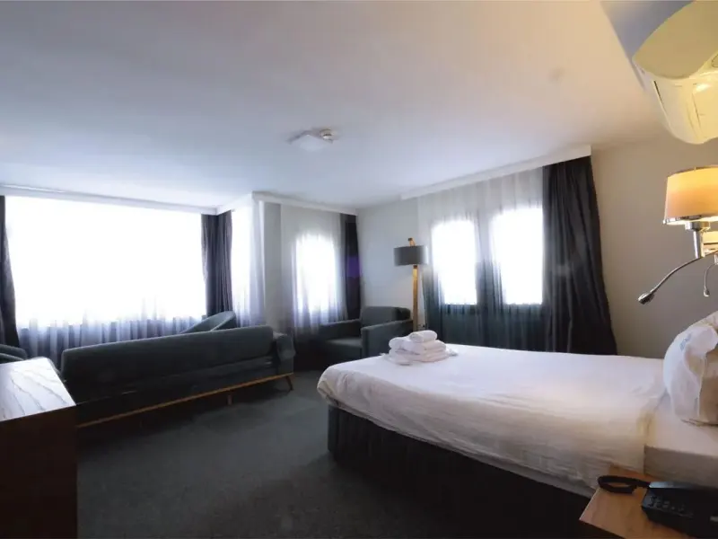 Varyant Hotel 5