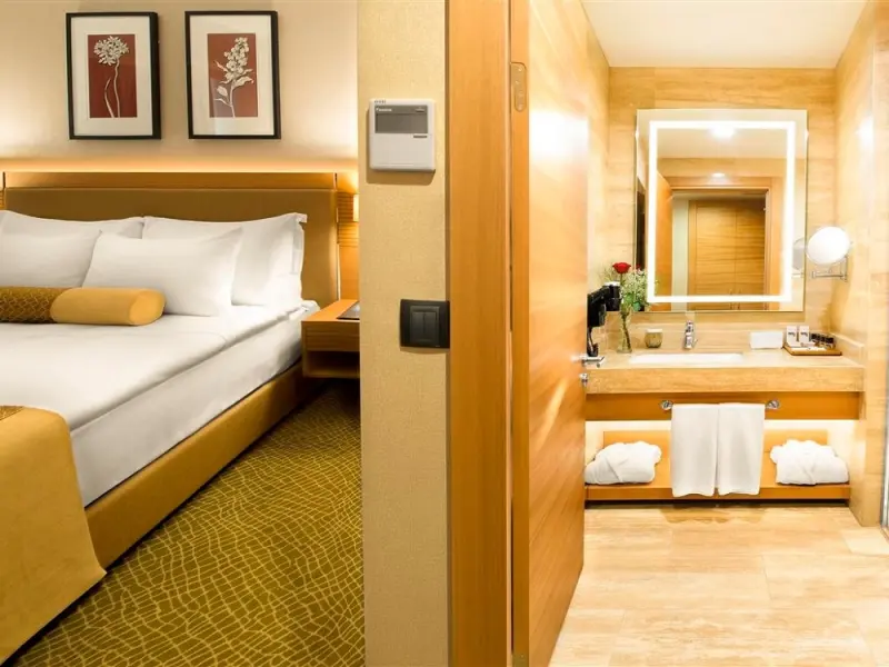 Mia City Hotel 13