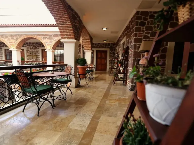 L'Agora Old Town Hotel 17