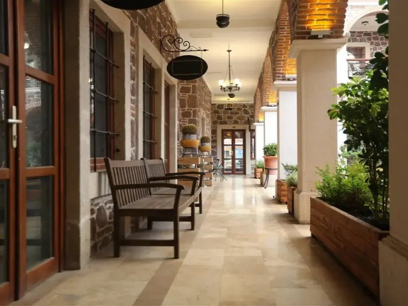 L'Agora Old Town Hotel 6