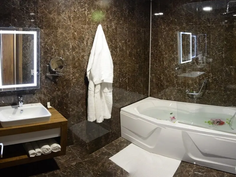 White Star Hotel 5