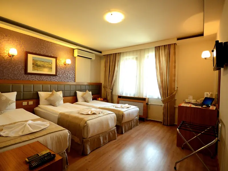 Anzac Hotel 1