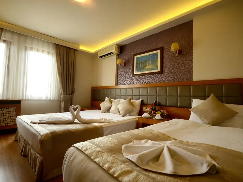 Anzac Hotel 2