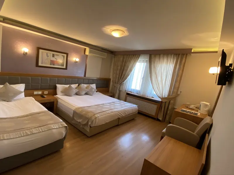 Anzac Hotel 6