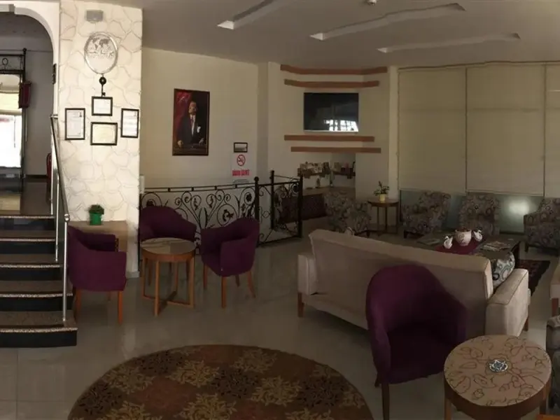 Udi Suit Hotel 23