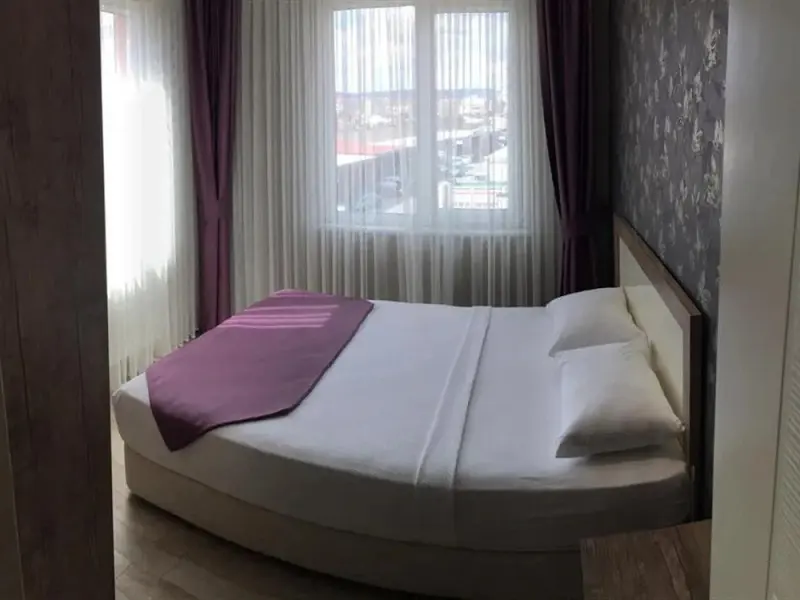 Udi Suit Hotel 26
