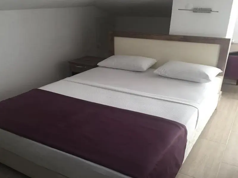 Udi Suit Hotel 27