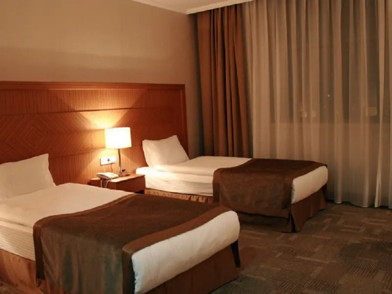 Boss Otel 3