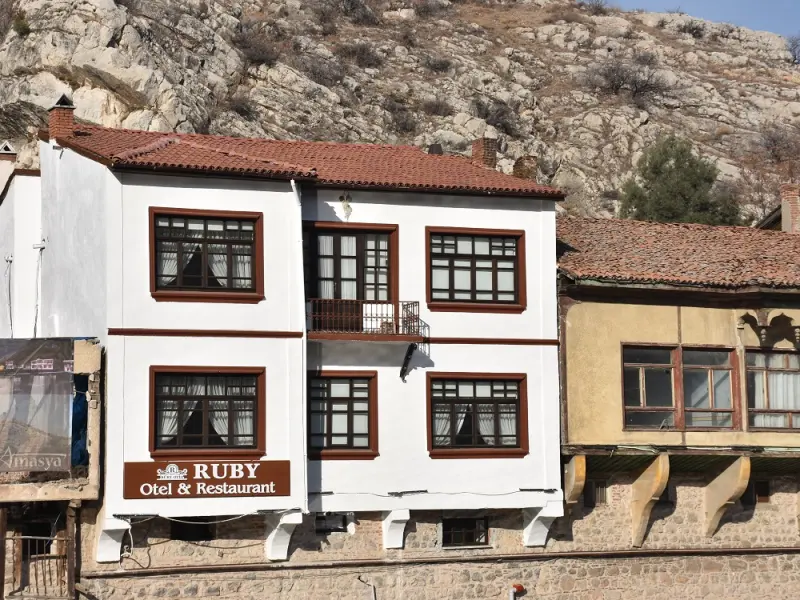 Ruby Otel 1