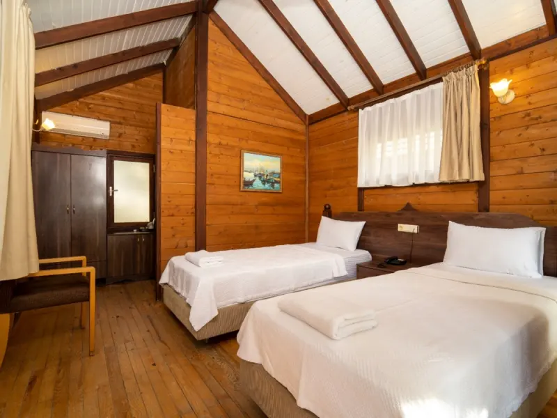 Sea Valley Lodge 44