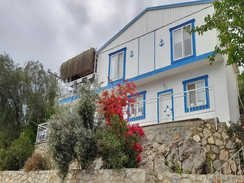 Gölge Pansiyon 3