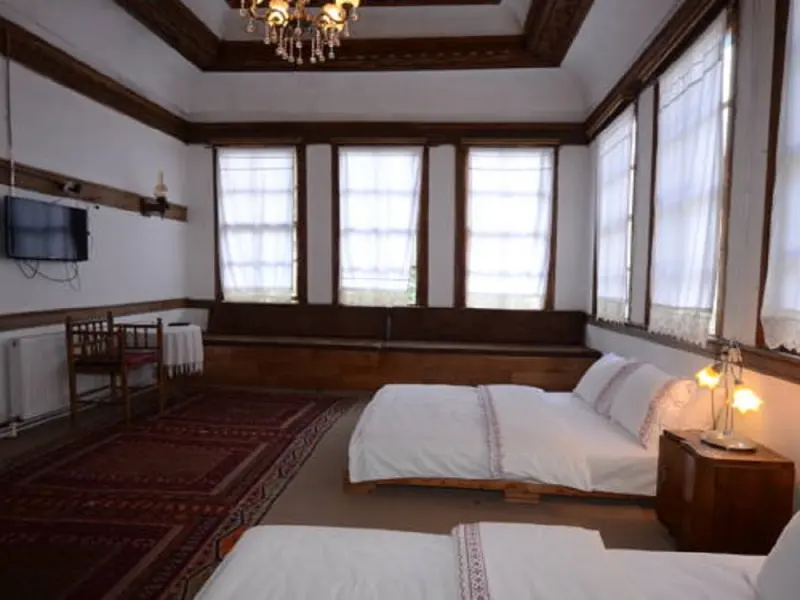 İlk Konak Butik Otel 13