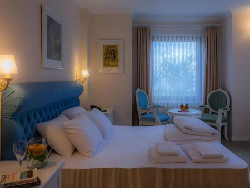 Aeneas Butik Hotel 12