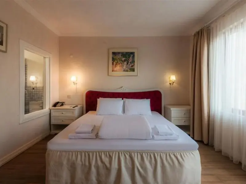 Aeneas Butik Hotel 25
