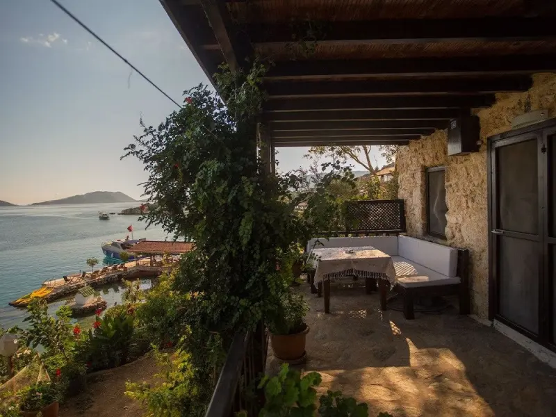 Ankh Pension 15