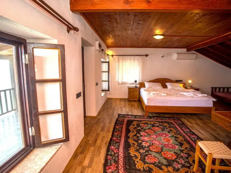 Ankh Pension 20