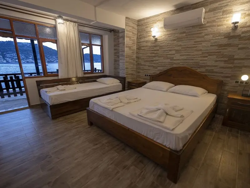 Ankh Pension 26
