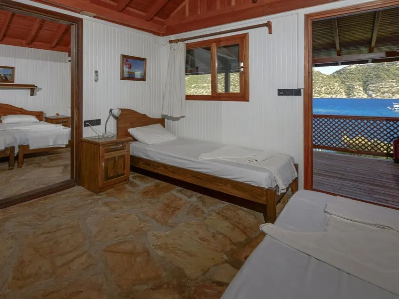 Ankh Pension 29