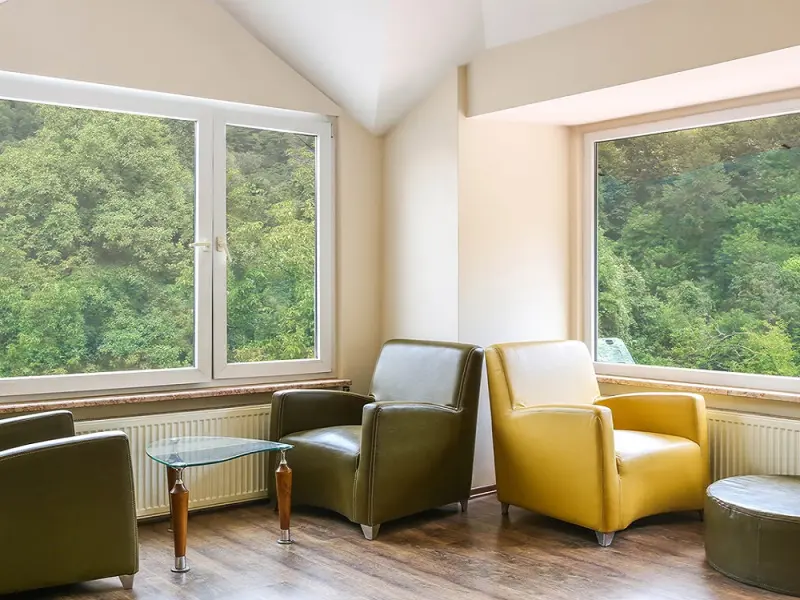 Oylat Güven Otel 11