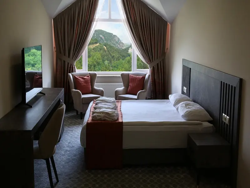 Oylat Güven Otel 22