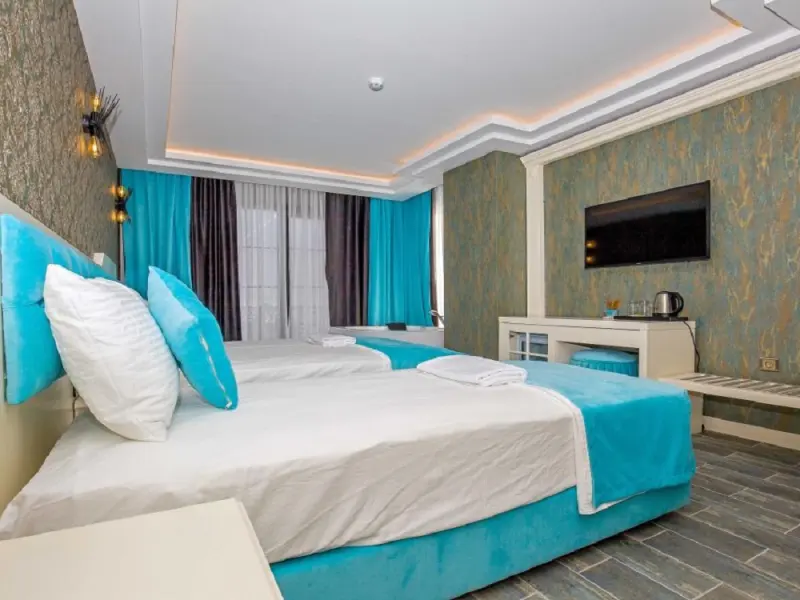 The Lea Hotel 12