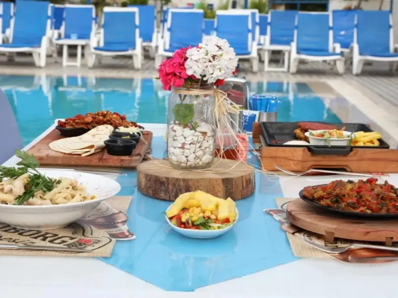 Mavi Pansiyon Restaurant 18