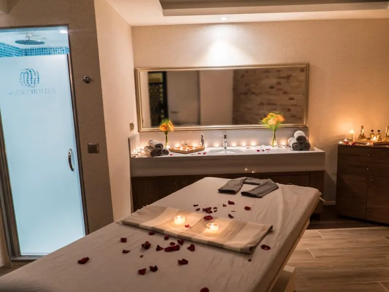 Mirart Boutique Hotel 8