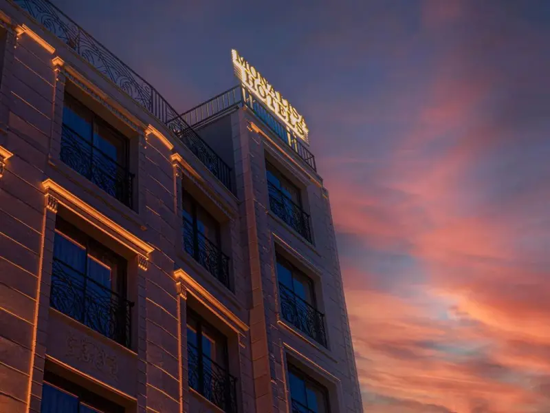 Monalisa Hotels 1
