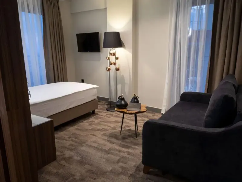Monalisa Hotels 3